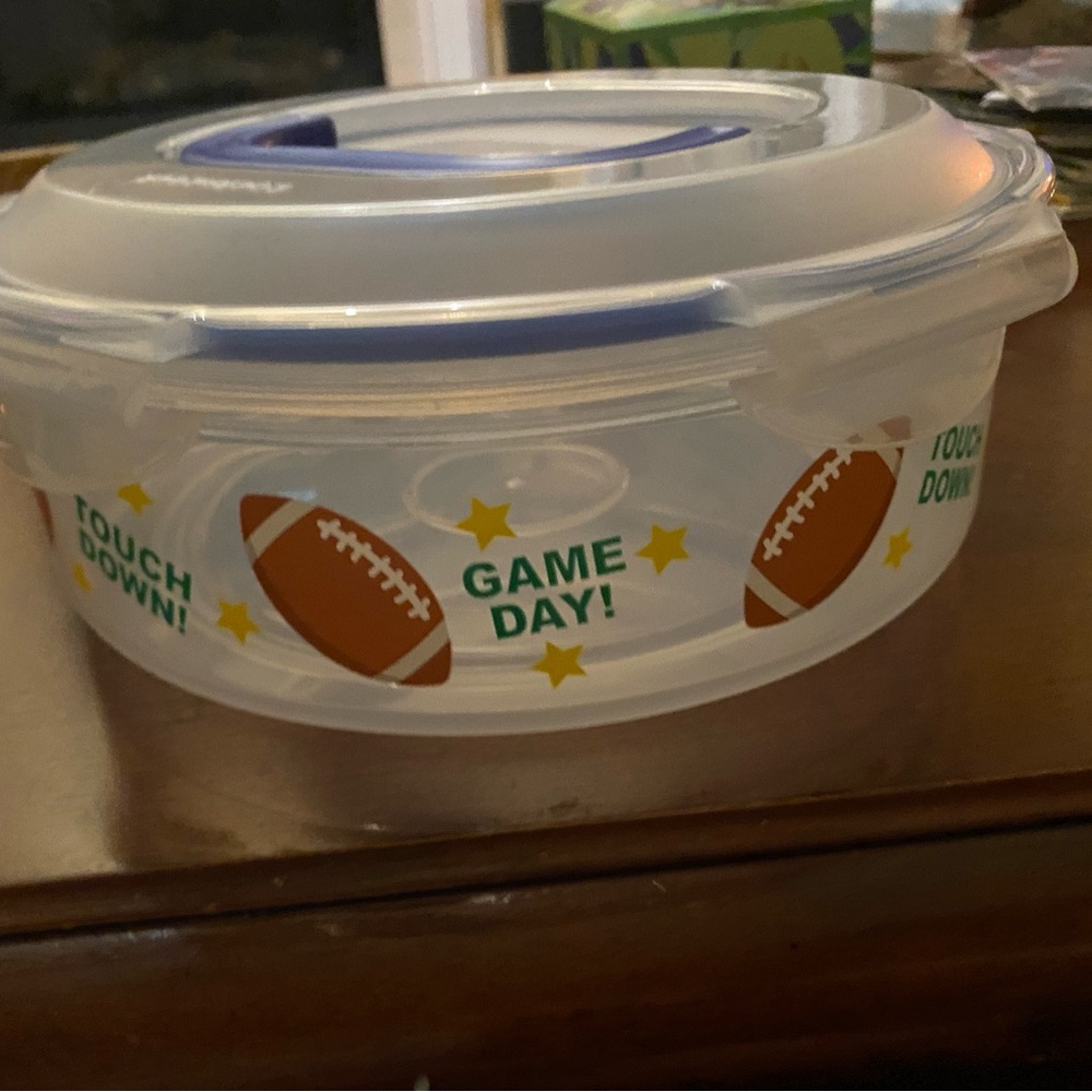 Football Themed Cake Carrier